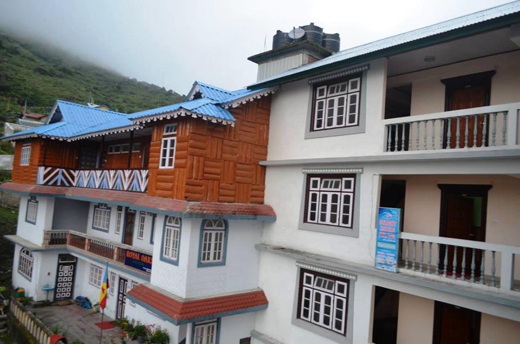 Delight Royal Lachung Hotel Exterior photo