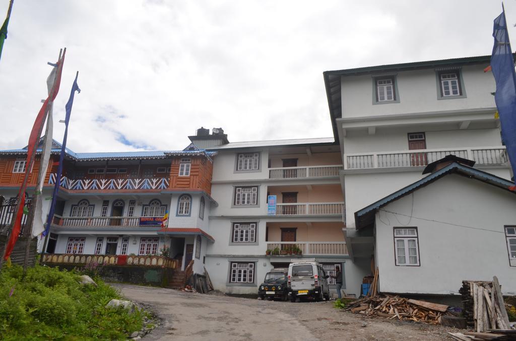 Delight Royal Lachung Hotel Exterior photo