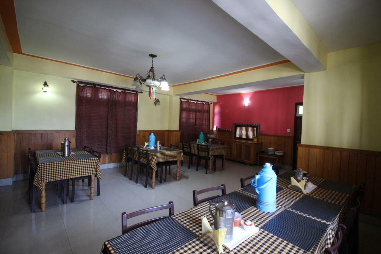 Delight Royal Lachung Exterior photo