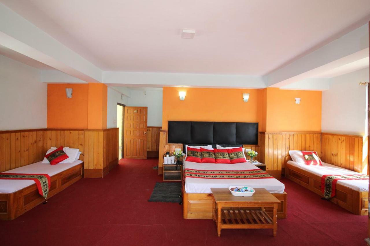 Delight Royal Lachung Exterior photo