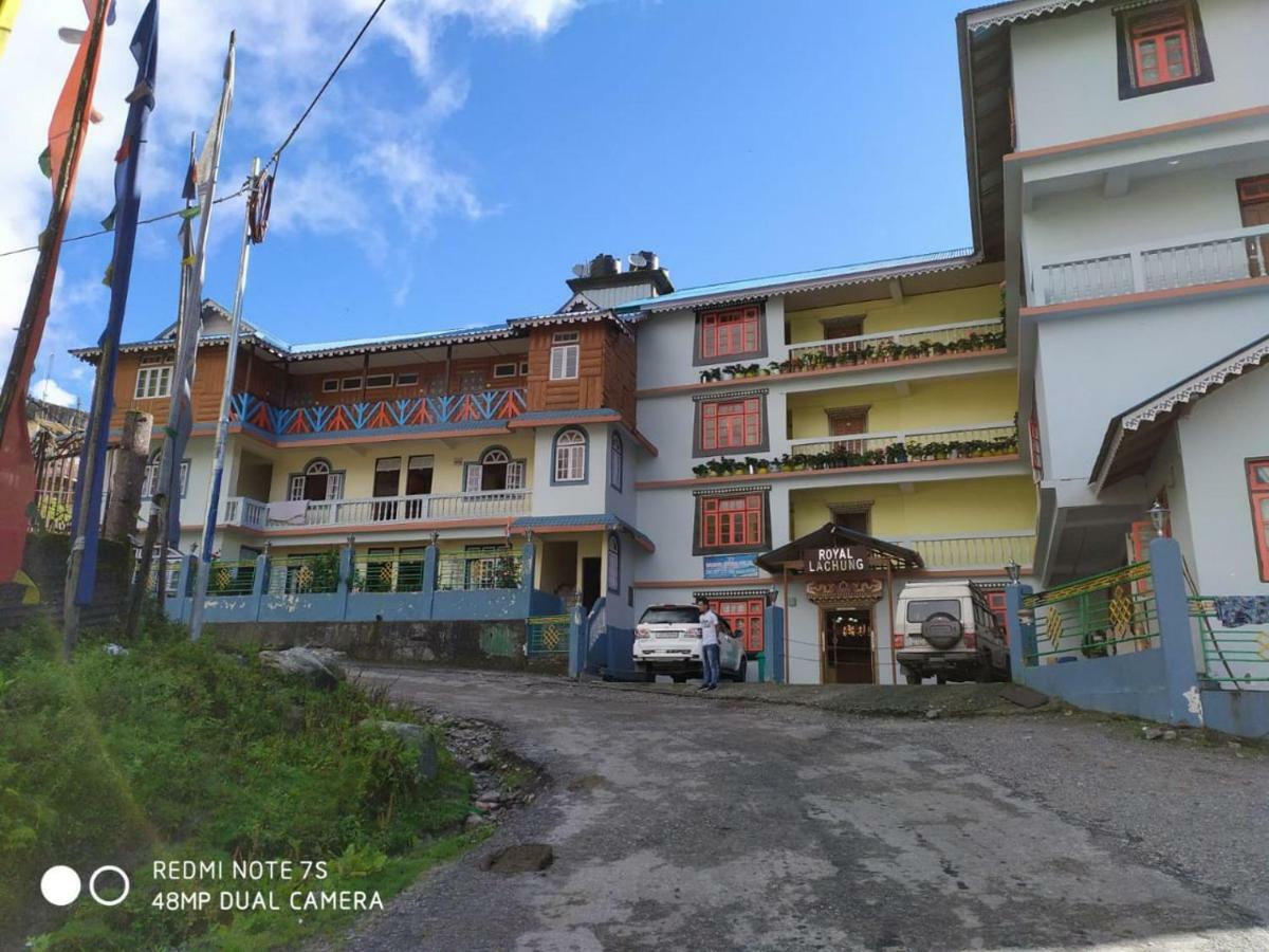 Delight Royal Lachung Hotel Exterior photo